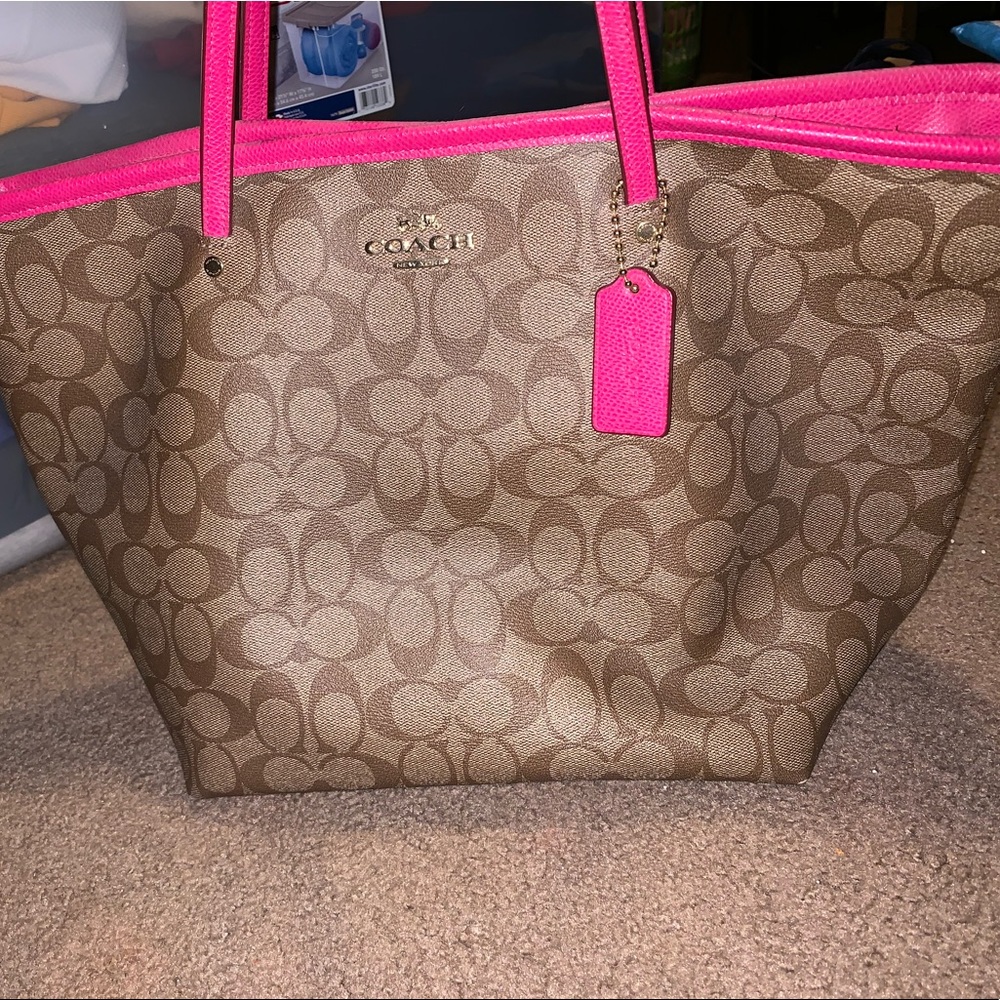 Authentic coach purse